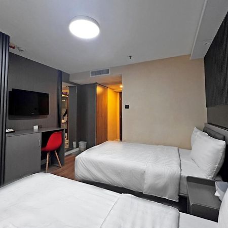 Hennessy Hotel هونغ كونغ المظهر الخارجي الصورة